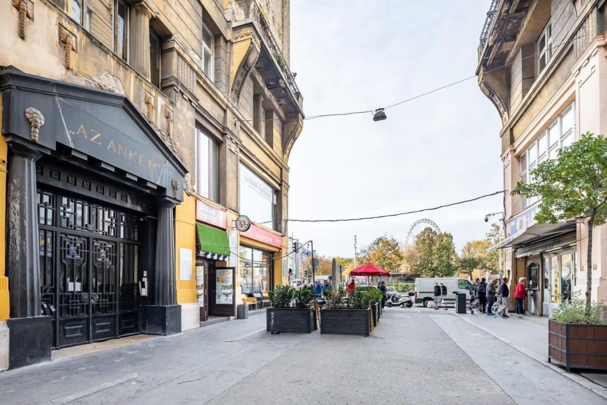 Bright & Large Apartment At Top Location Budapest Exteriör bild
